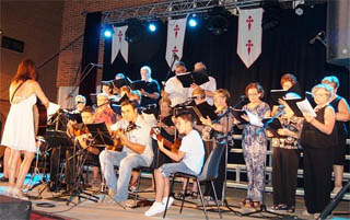 As canta Totana se celebr en la Balsa Vieja con la participacin de tres grupos musicales
